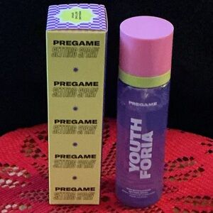 Youth Foria Pregame Setting Spray - Pink & Purple